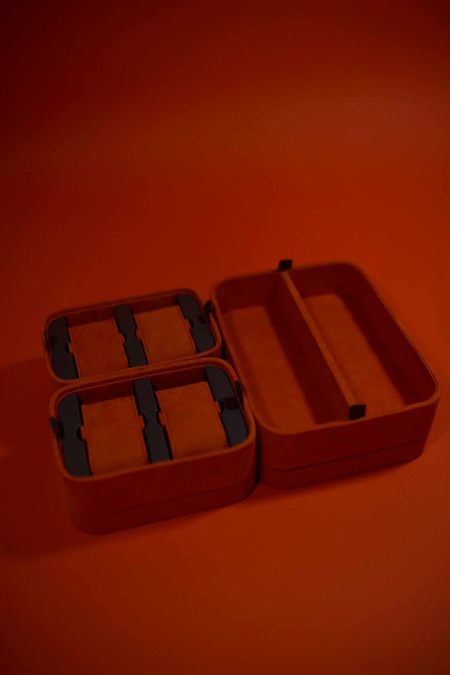 "Elegant Empire Jewelers" Leather Travel Jewelry Box
